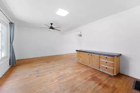 Living - 1223 Coventry Rd, Vista, CA 92084 photo 2 of 6