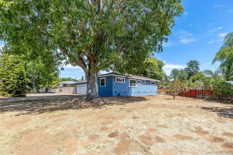 Exterior - 1223 Coventry Rd, Vista, CA 92084 photo 5 of 11