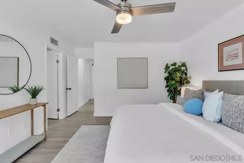 Bedroom - 14520 Hillndale Way, Poway, CA 92064 photo 3 of 4