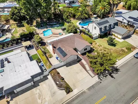View/Area - 14520 Hillndale Way, Poway, CA 92064 photo 2 of 7