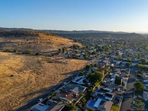 View/Area - 12674 Metate Ln, Poway, CA 92064 photo 4 of 4