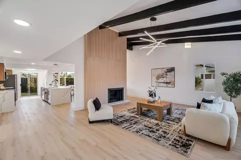 Living - 12674 Metate Ln, Poway, CA 92064 photo 2 of 3