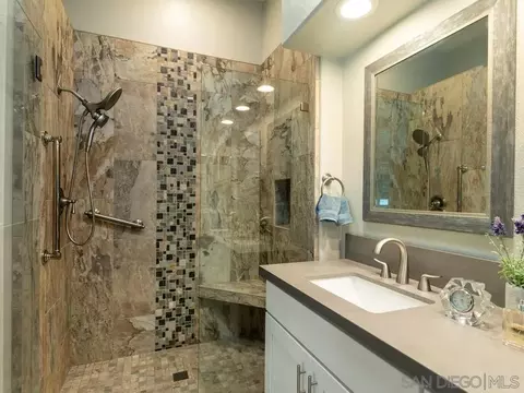 Bath - 4133 Arcadia Way, Oceanside, CA 92056 photo 2 of 5