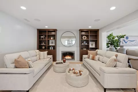 Living - 48 Spinnaker Way, Coronado, CA 92118 photo 3 of 4