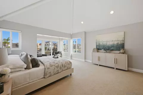 Bedroom - 48 Spinnaker Way, Coronado, CA 92118 photo 2 of 7