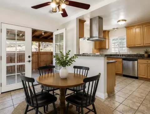 Dining - 834 Maria Ave, Spring Valley, CA 91977 photo 1 of 1