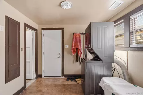 Other - 307 E Washington Ave, El Cajon, CA 92020 photo 3 of 9