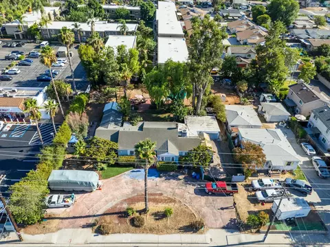 View/Area - 307 E Washington Ave, El Cajon, CA 92020 photo 2 of 5
