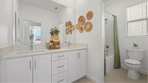 Bath - 1881 Christiana Ct, Ramona, CA 92065 photo 1 of 4