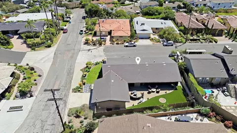View/Area - 1044 Avenida Amantea, La Jolla, CA 92037 photo 6 of 8