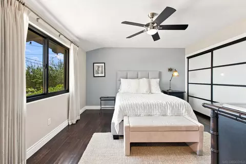 Bedroom - 1044 Avenida Amantea, La Jolla, CA 92037 photo 6 of 6