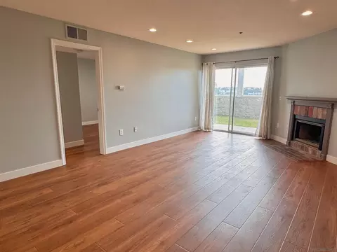 Living - 155 Mangano, Encinitas, CA 92024 photo 4 of 4