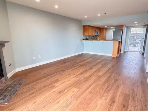 Living - 155 Mangano, Encinitas, CA 92024 photo 2 of 4