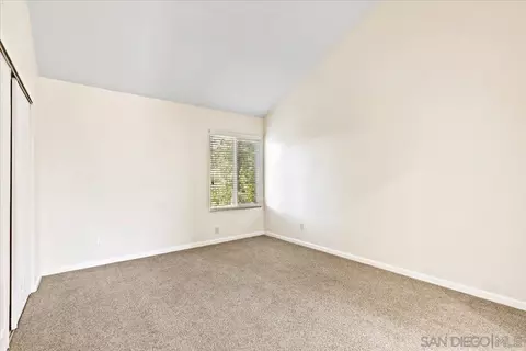 Bedroom - 140 El Norte Pkwy #3, Escondido, CA 92026 photo 7 of 8
