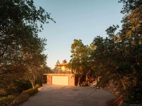 Exterior - 16208 Orchard Bnd, Poway, CA 92064 photo 7 of 11