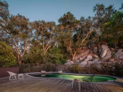 Exterior - 16208 Orchard Bnd, Poway, CA 92064 photo 10 of 11