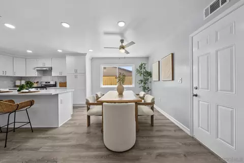 Dining - 4105 Alana Cir, Oceanside, CA 92056 photo 3 of 3