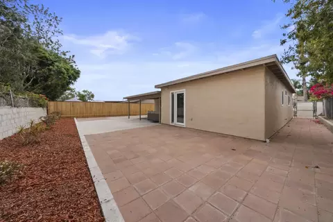 Exterior - 4105 Alana Cir, Oceanside, CA 92056 photo 5 of 13