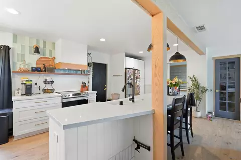 Kitchen - 5820 Gregg Ct, La Mesa, CA 91942 photo 3 of 6