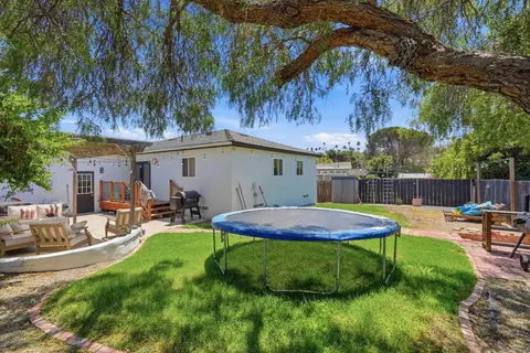 Exterior - 5820 Gregg Ct, La Mesa, CA 91942 photo 5 of 7
