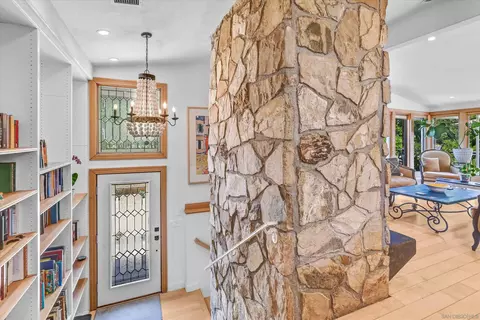 Entry Way - 9460 Haley Ln, La Mesa, CA 91941 photo 1 of 1