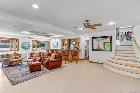 Living - 9460 Haley Ln, La Mesa, CA 91941 photo 4 of 5