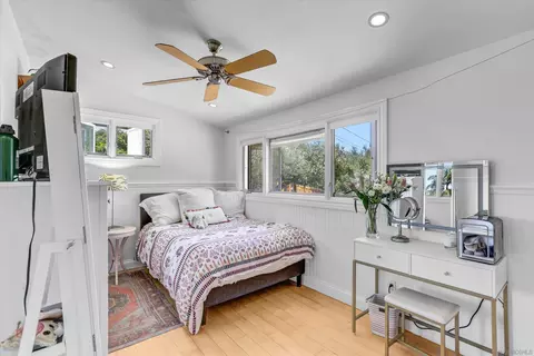 Bedroom - 9460 Haley Ln, La Mesa, CA 91941 photo 6 of 10