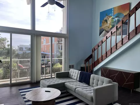 25 Spinnaker St #12, Marina Del Rey, CA 90292
