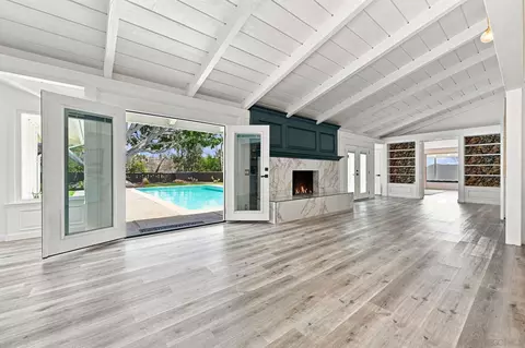 Living - 3425 Purer Rd, Escondido, CA 92029 photo 5 of 7