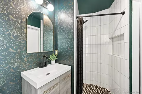 Bath - 3425 Purer Rd, Escondido, CA 92029 photo 9 of 10
