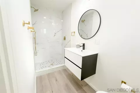 Bath - 11774 Rocoso Rd, Lakeside, CA 92040 photo 4 of 4
