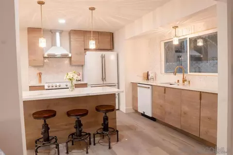 Kitchen - 11774 Rocoso Rd, Lakeside, CA 92040 photo 3 of 4