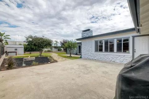 Exterior - 13239 Ann O Reno Ln, Poway, CA 92064 photo 6 of 9