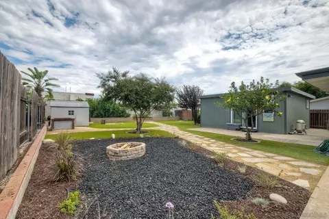 Exterior - 13239 Ann O Reno Ln, Poway, CA 92064 photo 7 of 9