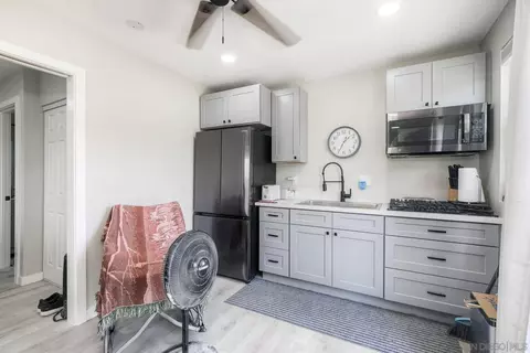 Kitchen - 13239 Ann O Reno Ln, Poway, CA 92064 photo 5 of 5