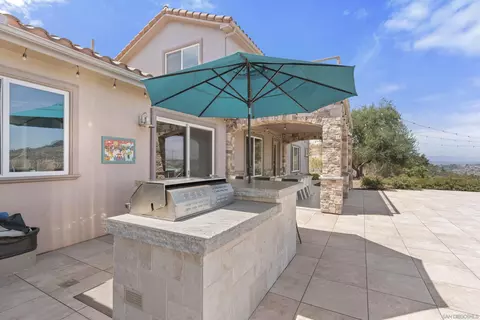 Exterior - 7295 Eagle Mountain Rd, Bonsall, CA 92003 photo 5 of 11