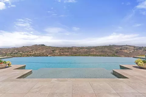 Exterior - 7295 Eagle Mountain Rd, Bonsall, CA 92003 photo 8 of 11