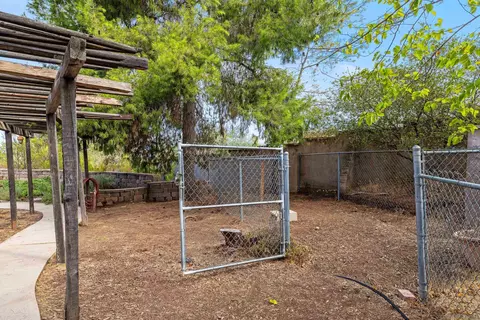 Exterior - 22170 N Burma Rd, Ramona, CA 92065 photo 10 of 21