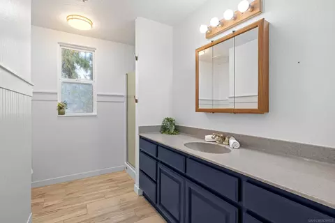 Bath - 22170 N Burma Rd, Ramona, CA 92065 photo 1 of 3
