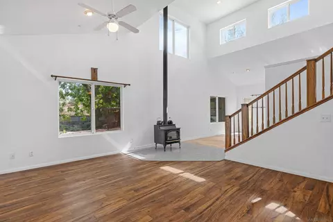 Living - 22170 N Burma Rd, Ramona, CA 92065 photo 2 of 4
