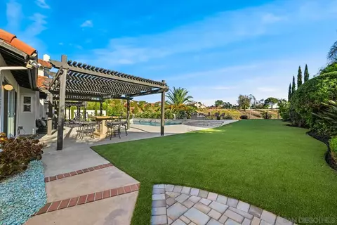 Exterior - 12893 Palisades Ct, Poway, CA 92064 photo 14 of 19