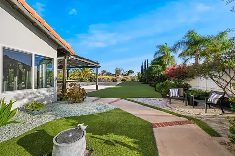 Exterior - 12893 Palisades Ct, Poway, CA 92064 photo 13 of 19