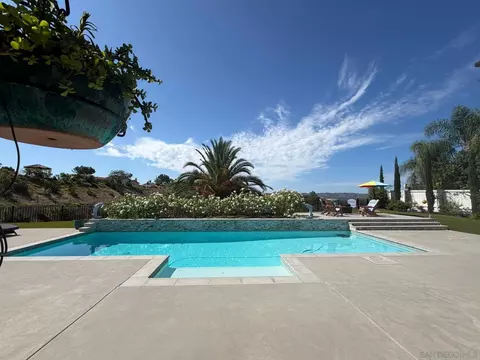 12893 Palisades Ct, Poway, CA 92064 photo 4
