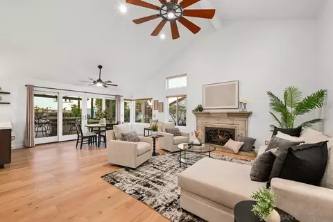 Living - 12893 Palisades Ct, Poway, CA 92064 photo 2 of 3