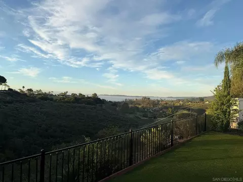 12893 Palisades Ct, Poway, CA 92064 photo 3