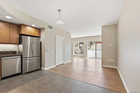 550 15th St #207, San Diego, CA 92101
