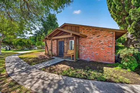 Exterior - 8318 Panorama Ridge Ct, Spring Valley, CA 91977 photo 7 of 8
