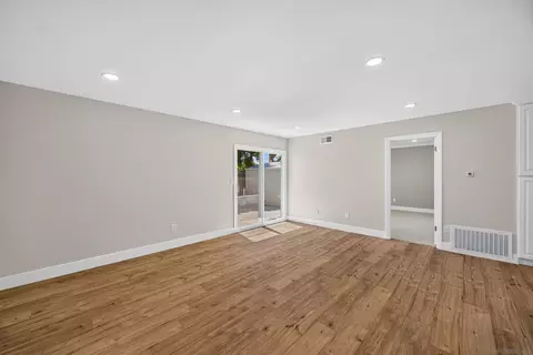 Living - 8318 Panorama Ridge Ct, Spring Valley, CA 91977 photo 4 of 6