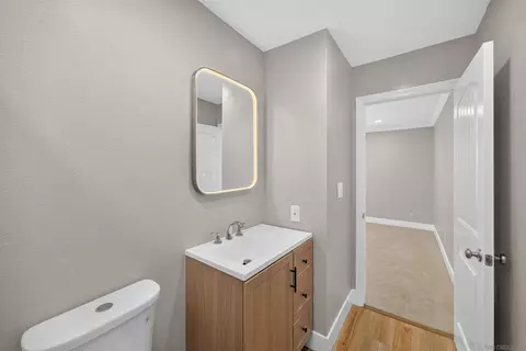 Bath - 8318 Panorama Ridge Ct, Spring Valley, CA 91977 photo 2 of 3