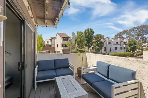 2287 Caminito Pasada #101, San Diego, CA 92107